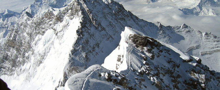 Csodákra képest a Mount Everesten a rejtélyes szer, életeket menthet, nepáli utcai árusoktól szerzik be a hegymászók