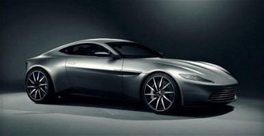 Bemutatkozott James Bond és új szolgálati Aston Martinja is