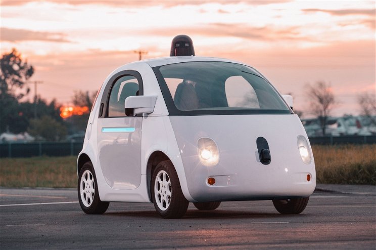 Karambolozott a Google önvezető kocsija