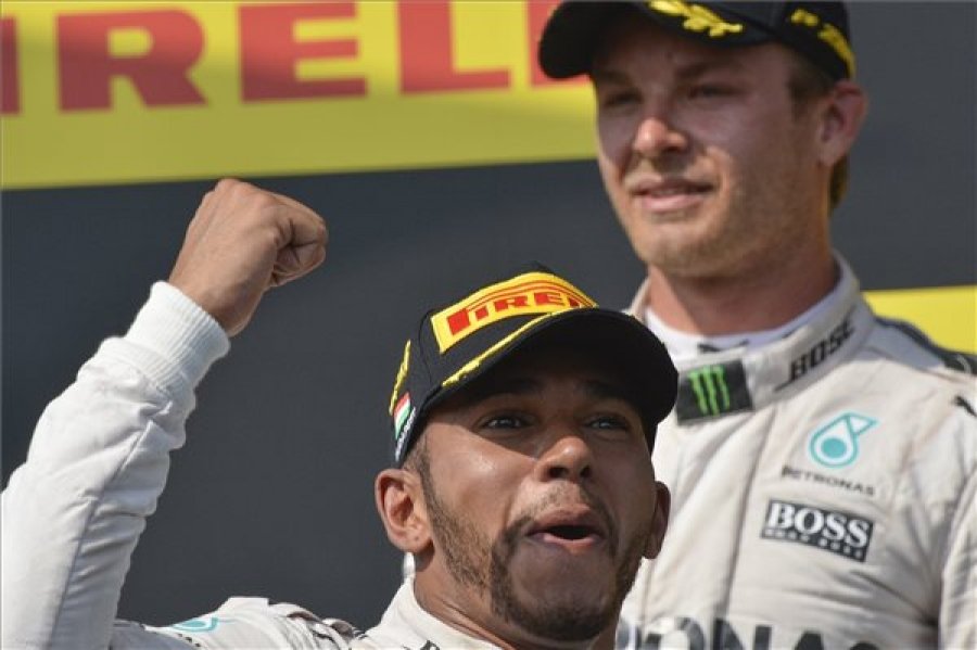 Hamilton rekordot döntött és a vb vezetését is átvette a Hungaroringen
