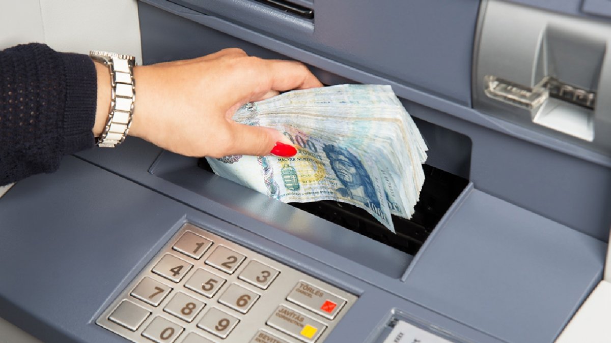 Egyre több lesz a befizetésre is alkalmas OTP-s ATM