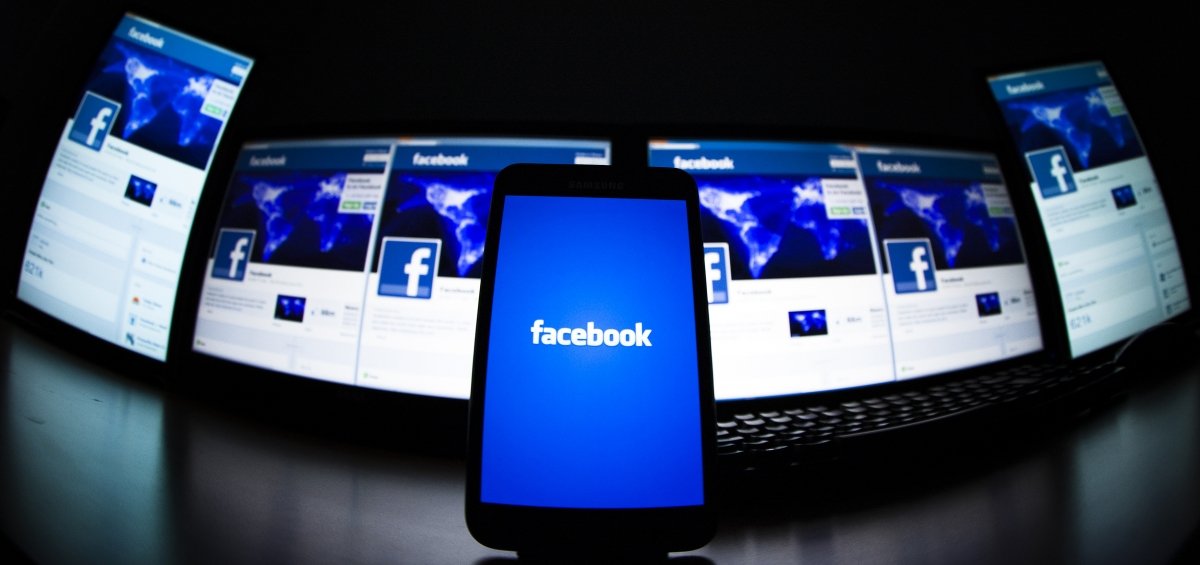 Csaknem 400 millió forintra büntették a spanyolok a Facebookot