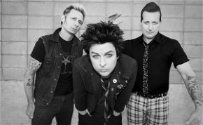 A Green Day best of mellé két új dal is jön