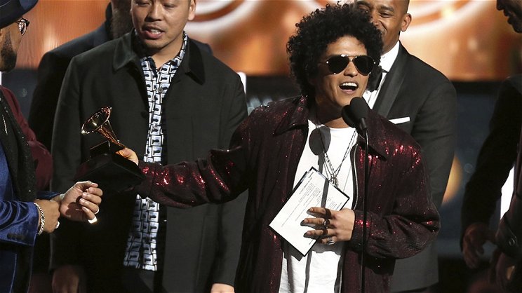 Bruno Mars és Kendrick Lamar gyűjtötte be a legtöbb Grammyt idén