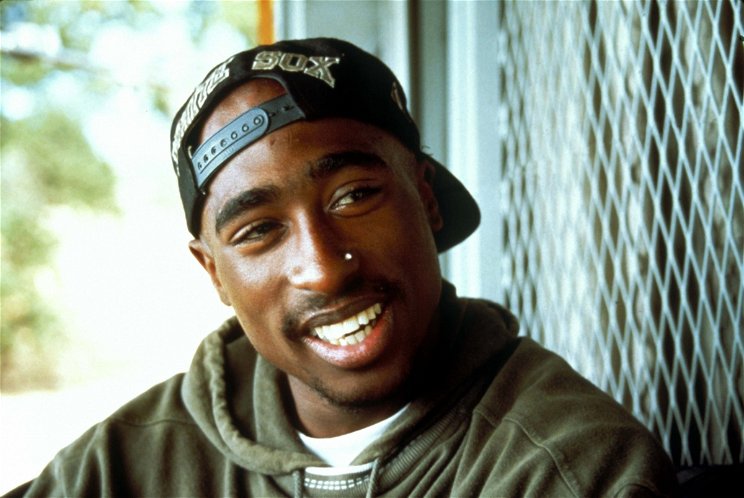 Tupac halála csak átverés volt, a rapper még mindig él