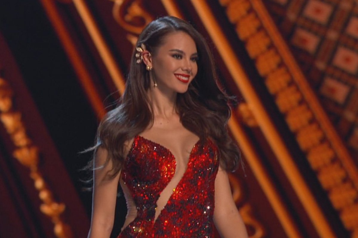 Édesanyja megálmodta: egy filippínó szépség lett idén a Miss Universe