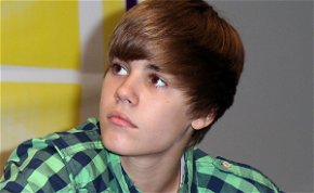 Letaszították Justin Biebert a dislike trónról