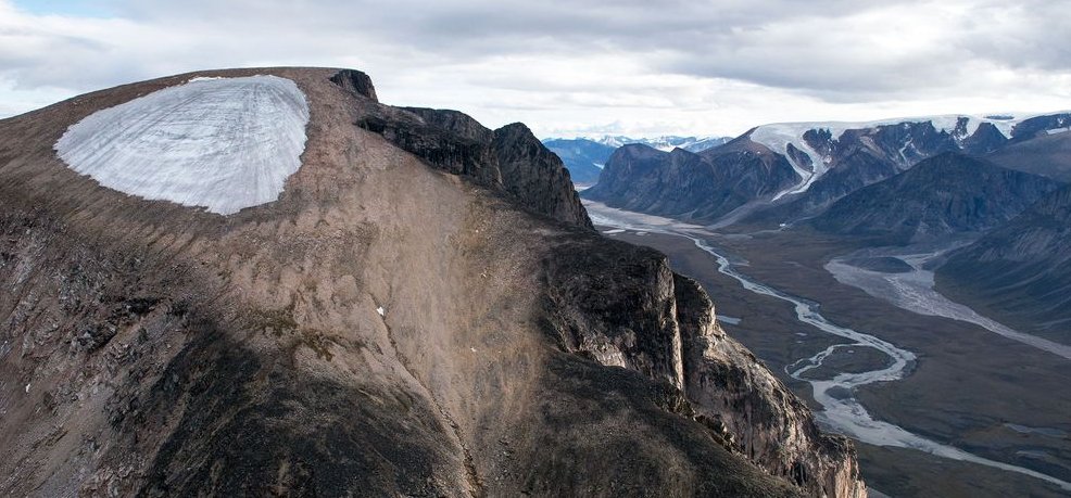 A jégtakaró alól kiszabadulva megmutatja soha nem látott képét a Baffin-sziget