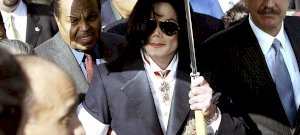 Lánya sötét titkokat fedett fel Michael Jackson apjáról