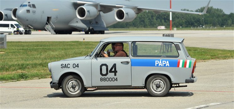 Katonát szolgáló, 90 ezer kilométert futott Trabant eladó