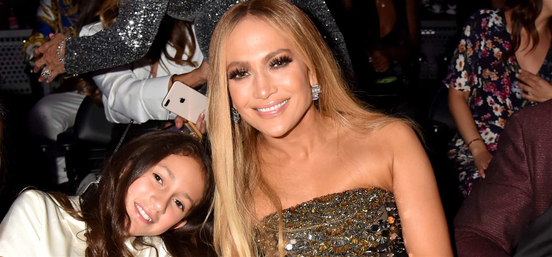 Jennifer Lopez lánya legalább olyan jól énekel, mint az anyja