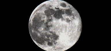 Az oroszok is bejelentkeztek a Holdra