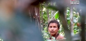 Elzárt amazonasi törzs tagját vették videóra a szomszéd törzsből