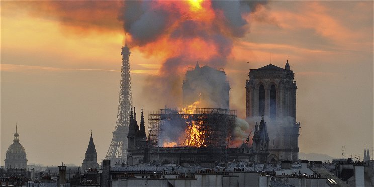 Szeptemberben érkezik a Notre Dame-i tűzvészről készült film