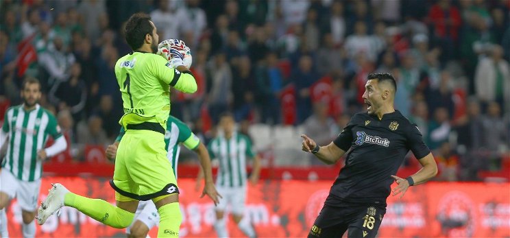 13 másodperc kellett a török foci történetének leggyorsabb piros lapjához