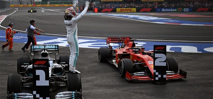 Lewis Hamilton elcsente a Ferrarik elől a mexikói futamgyőzelmet – galéria