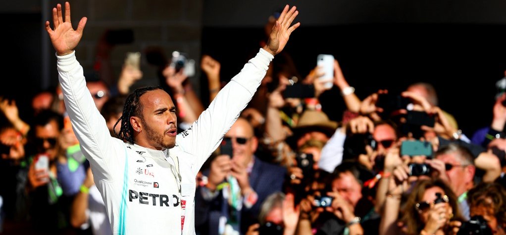 Forma-1: Lewis Hamilton hatodik világbajnoki címét szerezte meg – galéria