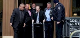 Metoo: Harvey Weinstein peren kívül megegyezett az őt vádló nőkkel