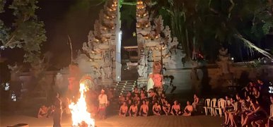 Zsolt utazása és a Kecak tűztánc, avagy a „majmok kántálós tánca” – galéria