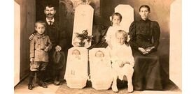 Halott gyermekeikkel, szüleik holttestével fotózkodtak a 19. században – videó