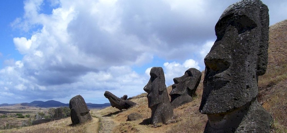Kiderült a Húsvét-szigetek gigantikus kőszobrainak titka – ezért állíthatták fel őket