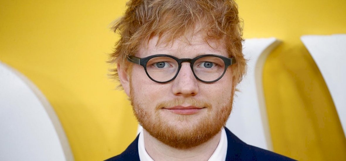 A visszavonult Ed Sheeran vegán gyorsbüfében dolgozik?