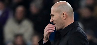 Zidane előbb karambolozott, majd szelfizett