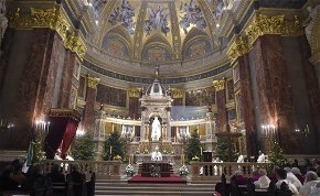 Változásokat vezet be a katolikus egyház: nincs nyilvános mise