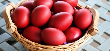 Miért éppen piros a húsvéti tojás?