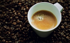 Ha fontos az egészséged, felejtsd el a szűretlen kávét