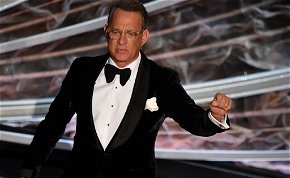  Tom Hanks és felesége a vérükkel segítenek a koronavírusosokon