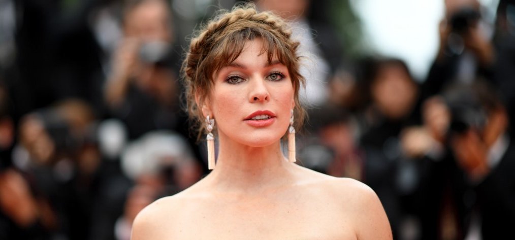 Milla Jovovich szoptatós fotójától felrobbant az internet