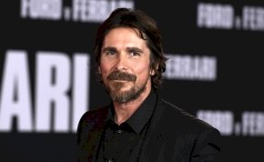 Gyilkossággal vádolják Christian Bale-t, és ez már nem trükk