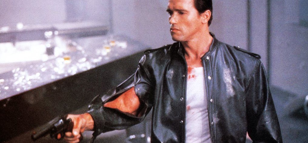 Schwarzeneggert még egy ipari homlokrakodó sem tudta megállítani