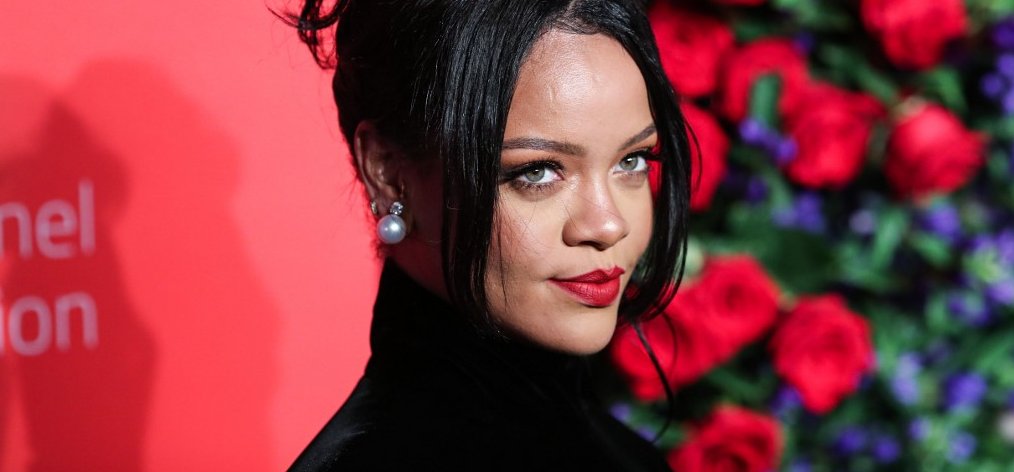 Rihanna szexi fehérneműben tért vissza az instára – képek