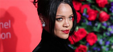 Rihanna szexi fehérneműben tért vissza az instára – képek