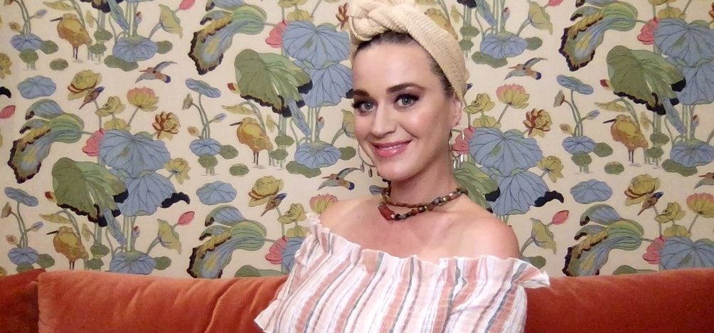 Jóbarátok-sztár lehet Katy Perry gyermekének keresztanyja