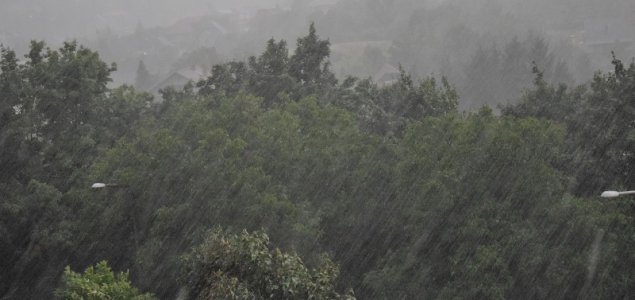 Brutális mennyiségű eső zúdult egy magyar településre: 178 mm egy nap alatt - videó