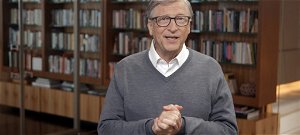 Ki lehet ilyen nagy ember, hogy Bill Gates tortát készít neki? – videó