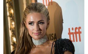 Paris Hilton ufókkal szexizik – válogatás 