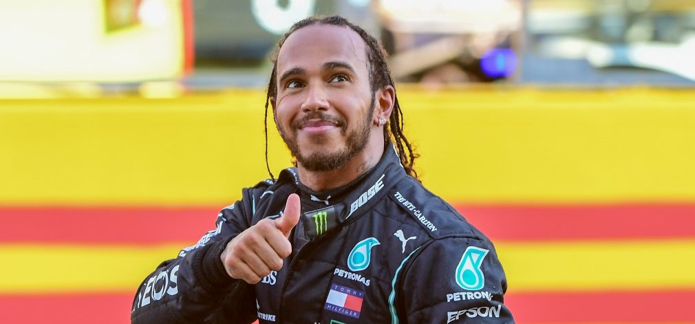Forma-1: Hamilton nyert a Ferrari ünnepén