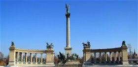 Kínában felépítették a budapesti Hősök terét