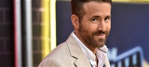 Ryan Reynolds sokkoló gondolata: vajon hogy nézne ki Dwayne Johnson frufruval?