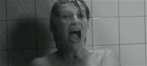 Hatvan magyar színésznővel forgatták újra a Psycho ikonikus jelenetét – videó