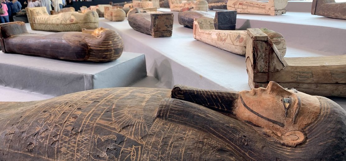 Több mint száz múmia került elő a Dzsószer-piramis temetőjéből