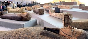 Több mint száz múmia került elő a Dzsószer-piramis temetőjéből