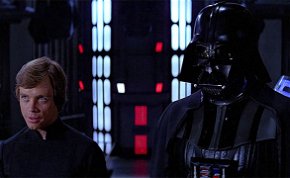 Így búcsúzik Luke Skywalker és George Lucas Darth Vadertől