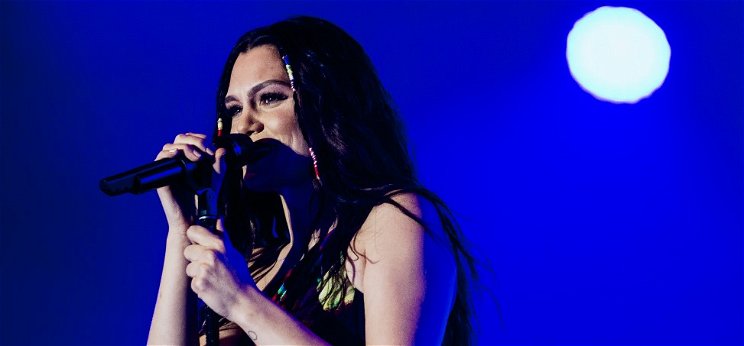 Megsüketült a világhírű énekesnő, Jessie J