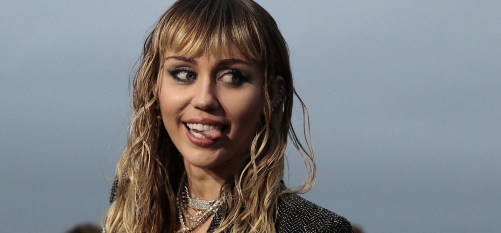 Miley Cyrus lakása hemzseg a szexjátékoktól