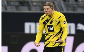 A Chelsea klubrekordot jelentő összegért hozná el a Dortmund sztárját